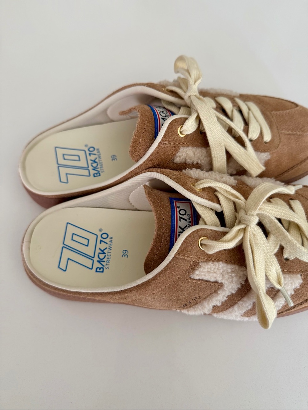 Back 70 Shoes - Picture 4 of 10